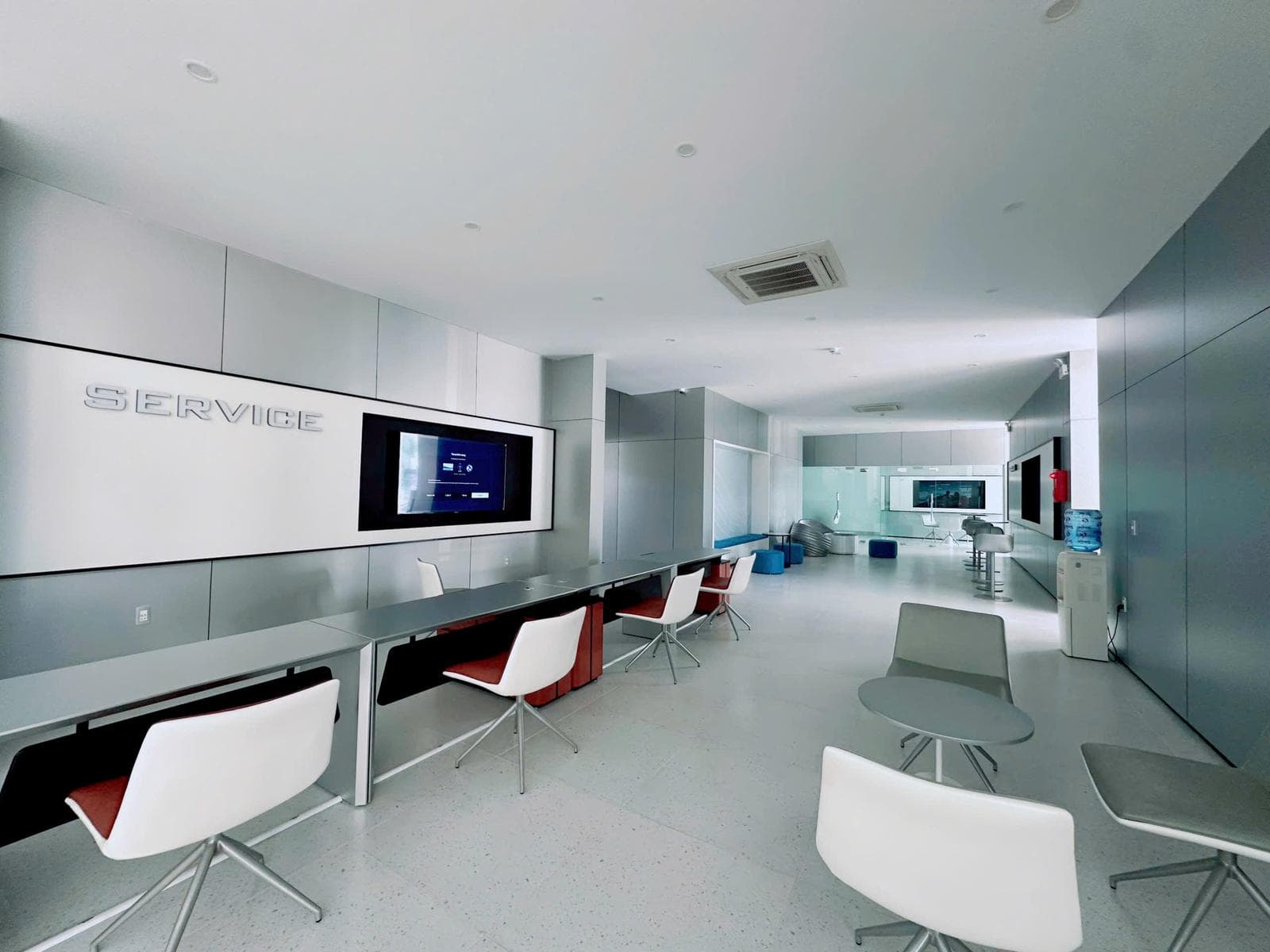 OMODA & JAECOO Việt Nam cung cấp dịch vụ sau bán hàng chuyên nghiêp và tận tâm đến khách hàng trên toàn quốc