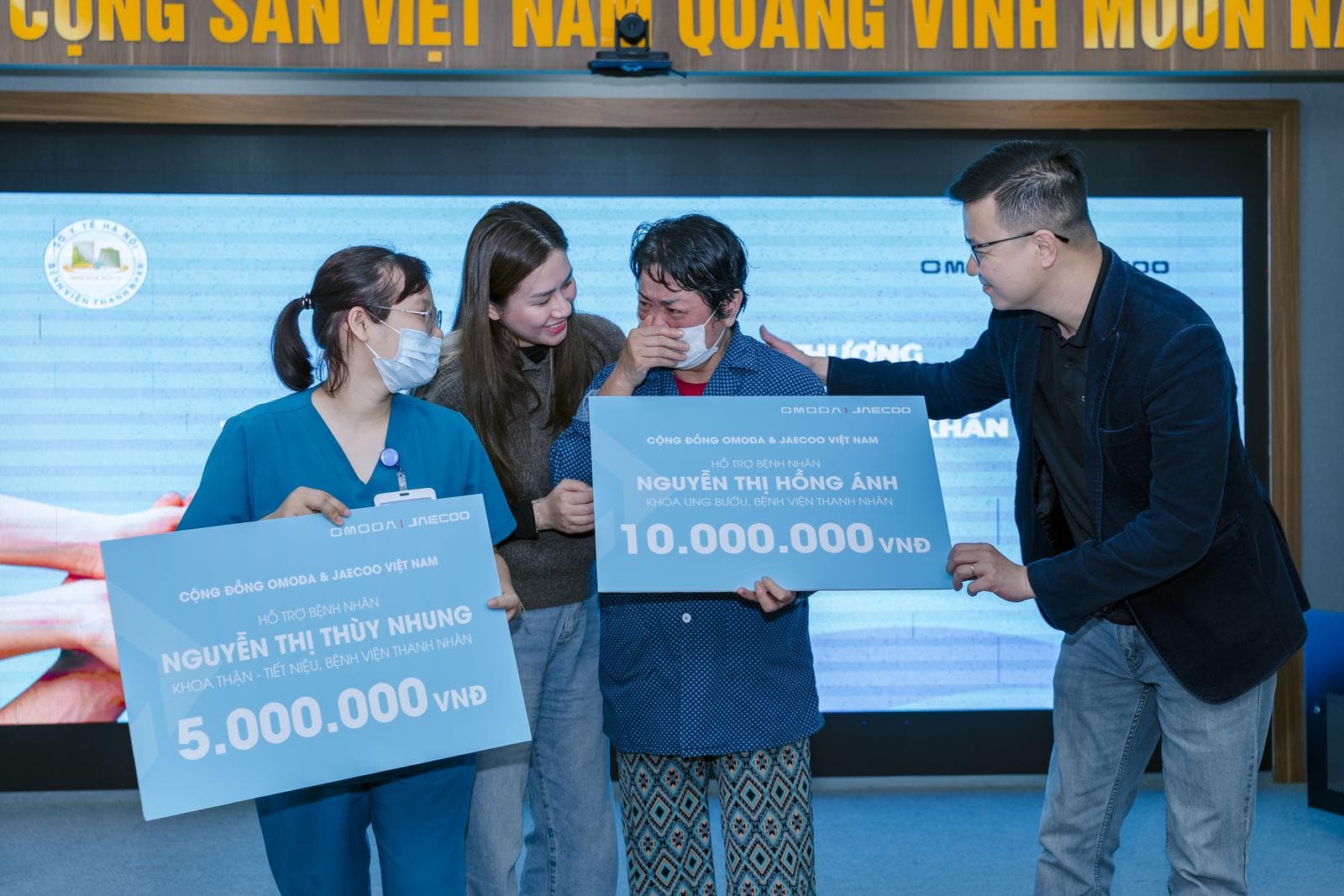 Lan tỏa yêu thương ngày 8/3: Cộng đồng Omoda & Jaecoo hỗ trợ bệnh nhân khó khăn tại Hà Nội