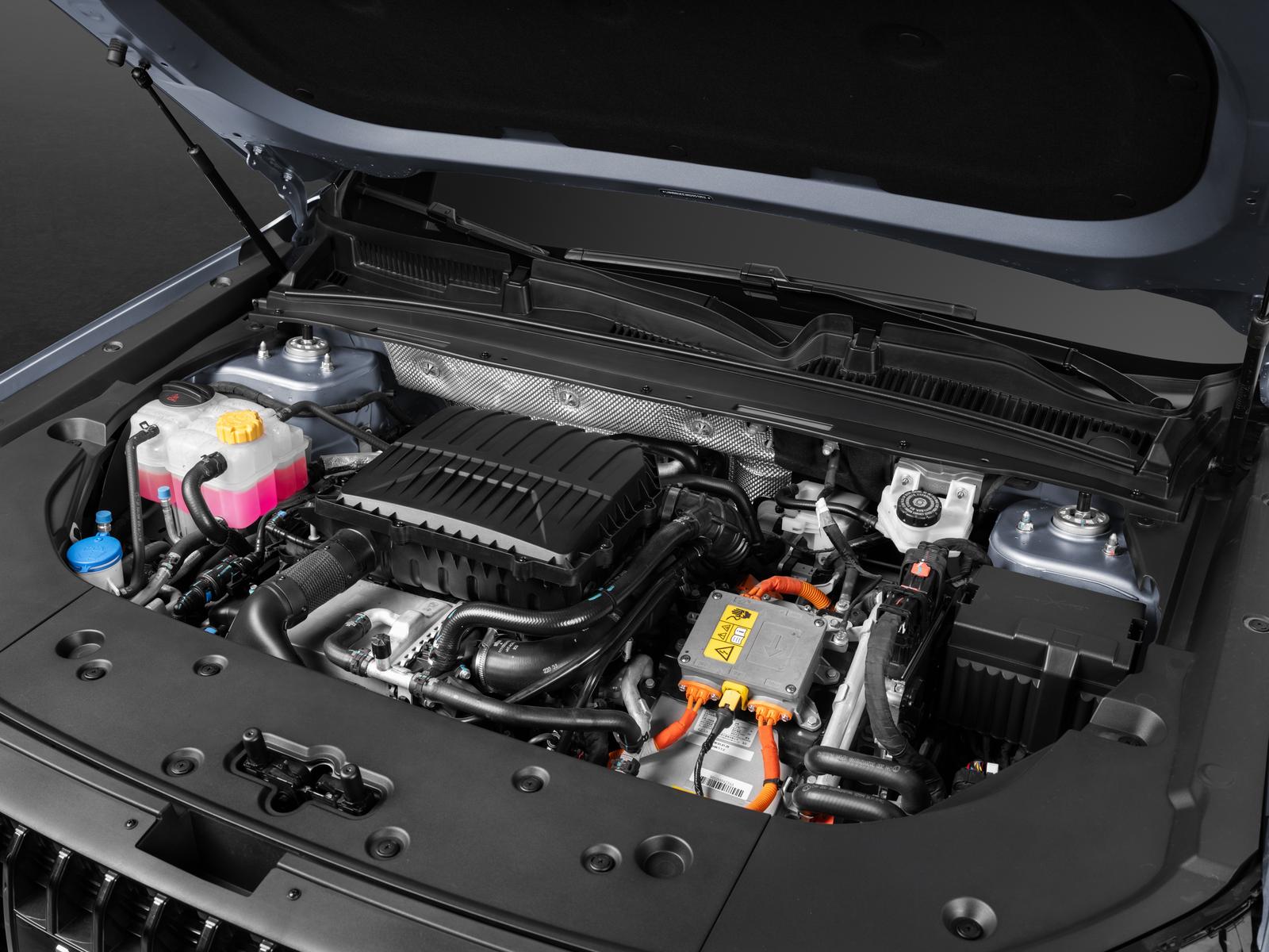 DSCF8842 (PHEV)_Silver Moonlight_batcheditor_fotor.jpg