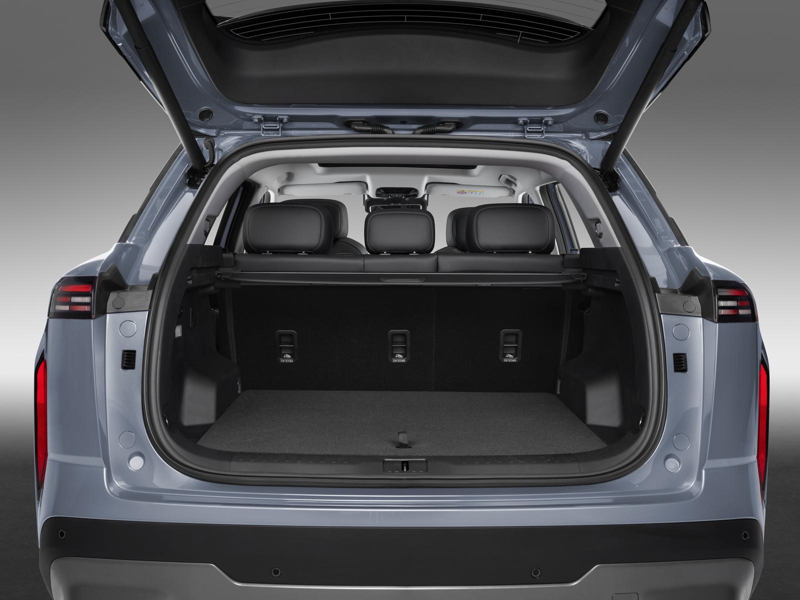 DSCF9221 (PHEV)_Silver Moonlight (1)_batcheditor_fotor.jpg