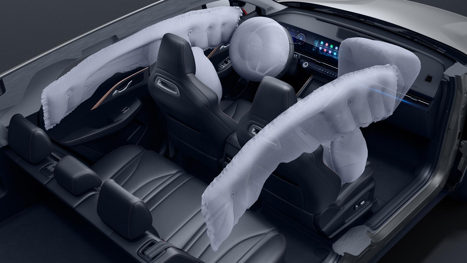 6 túi khí toàn xe